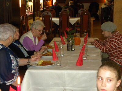 Z posiłku skorzystało sto kilkadziesiąt osób. 